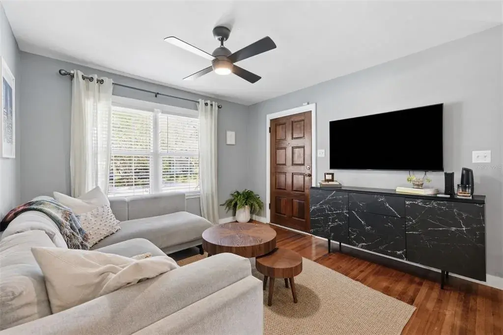Property for sale at 1423 E HENRY AVENUE, TAMPA, FL, 33604