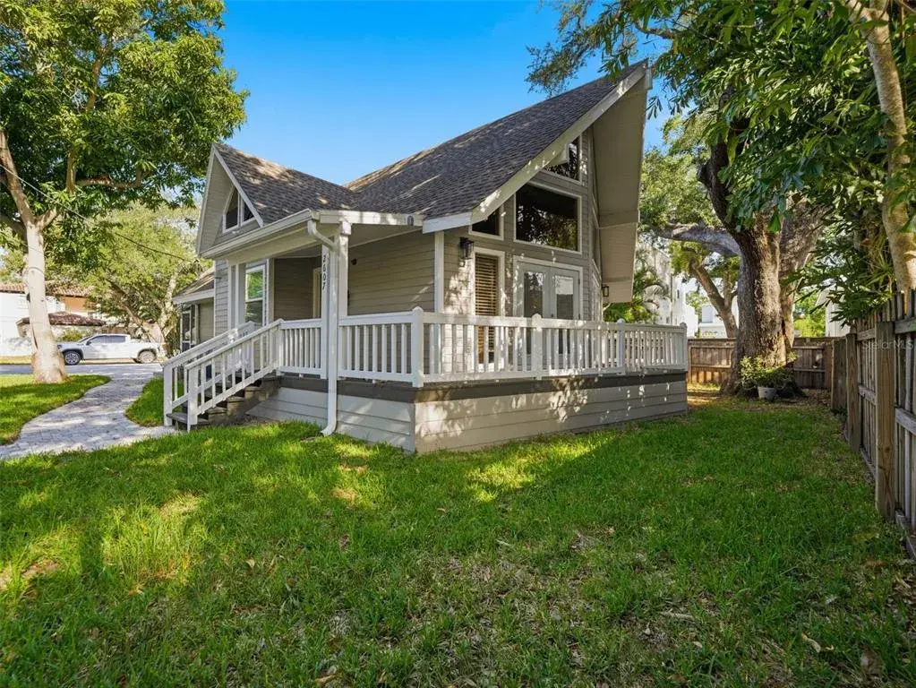Property for sale at 2607 W WYOMING AVENUE, TAMPA, FL, 33611