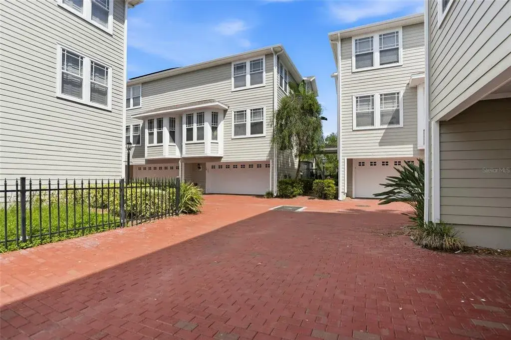 Property for sale at 3315 W DE LEON STREET UNIT 18, TAMPA, FL, 33609