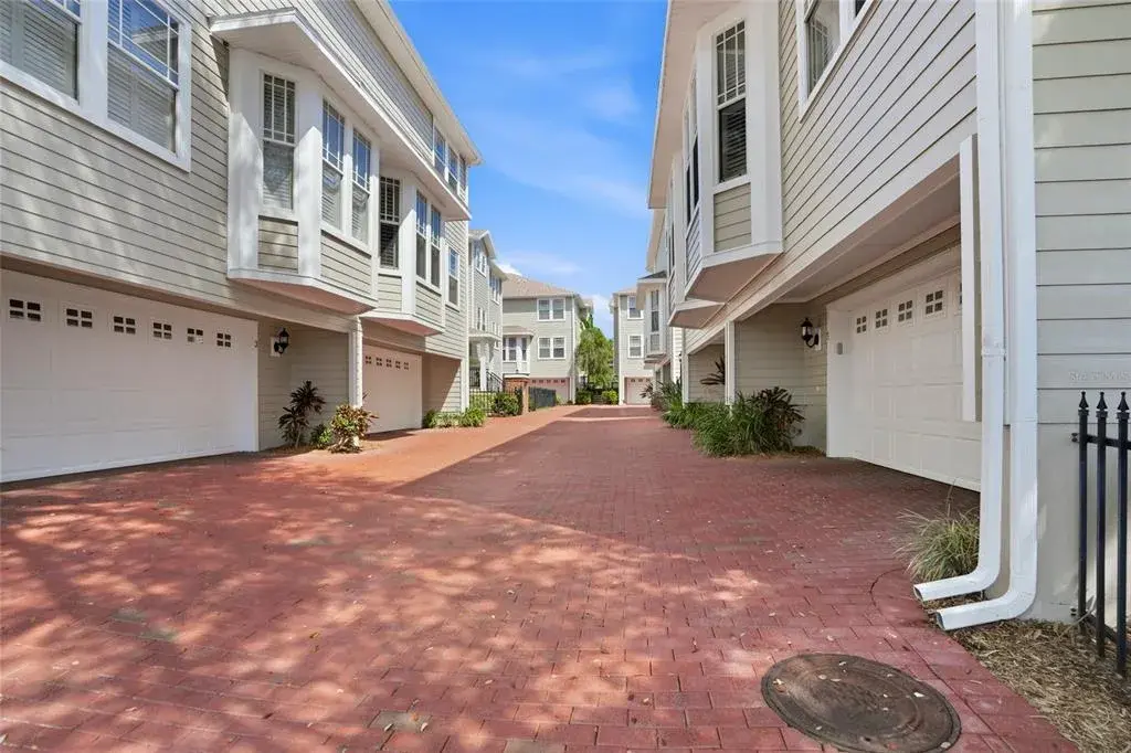 Property for sale at 3315 W DE LEON STREET UNIT 18, TAMPA, FL, 33609