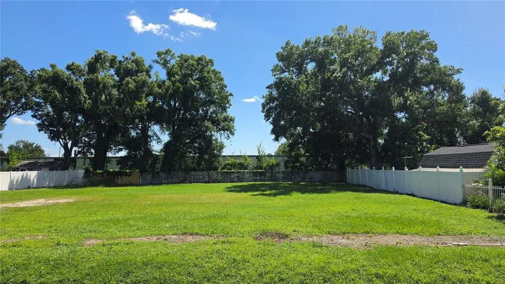 Property for sale at 4040 W COMANCHE AVENUE, TAMPA, FL, 33614