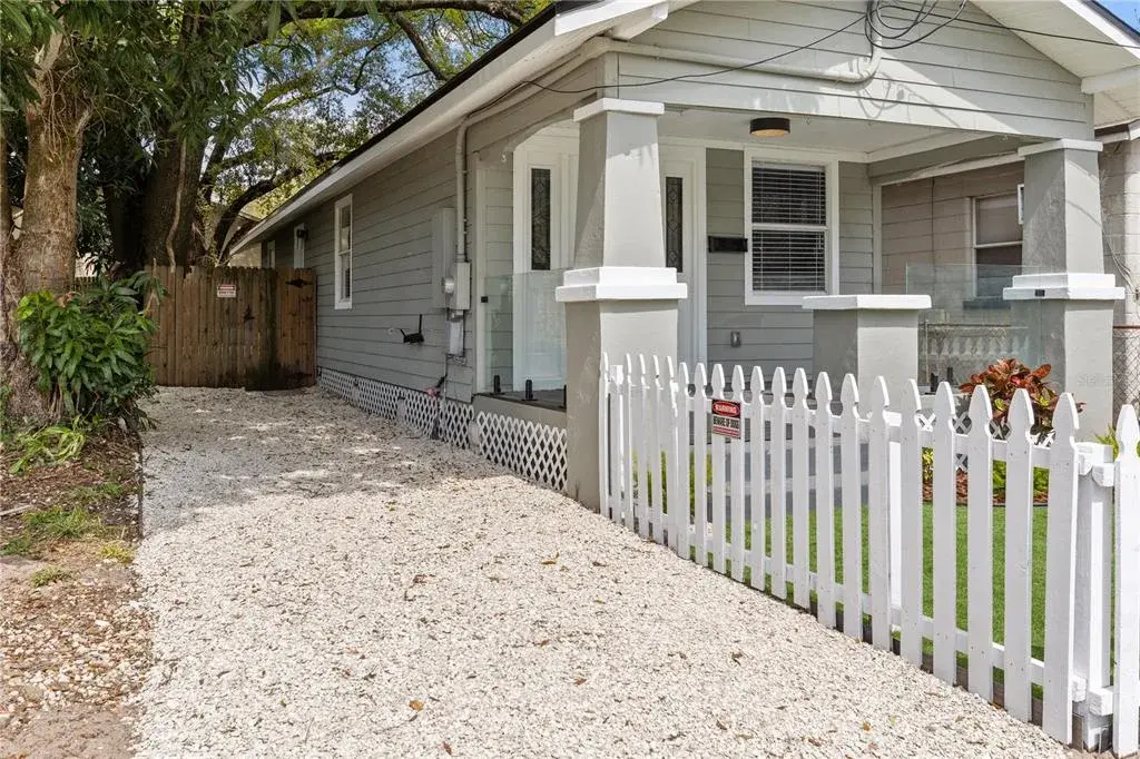 Property for sale at 2410 E COLUMBUS DRIVE, TAMPA, FL, 33605