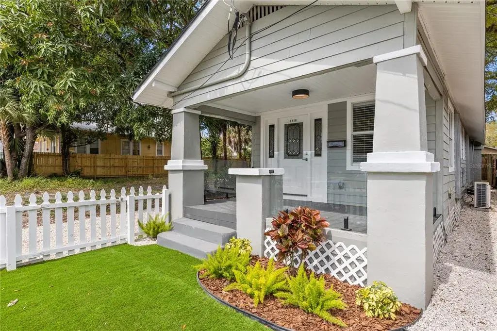 Property for sale at 2410 E COLUMBUS DRIVE, TAMPA, FL, 33605