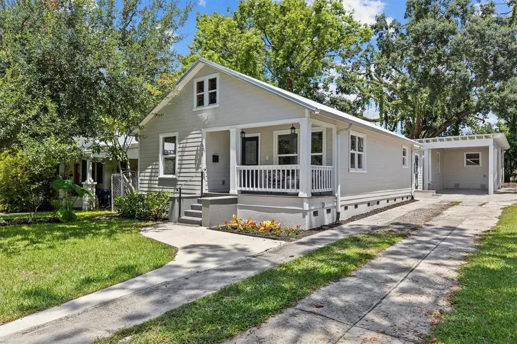 325 W Haya Street, Tampa, FL, 33603