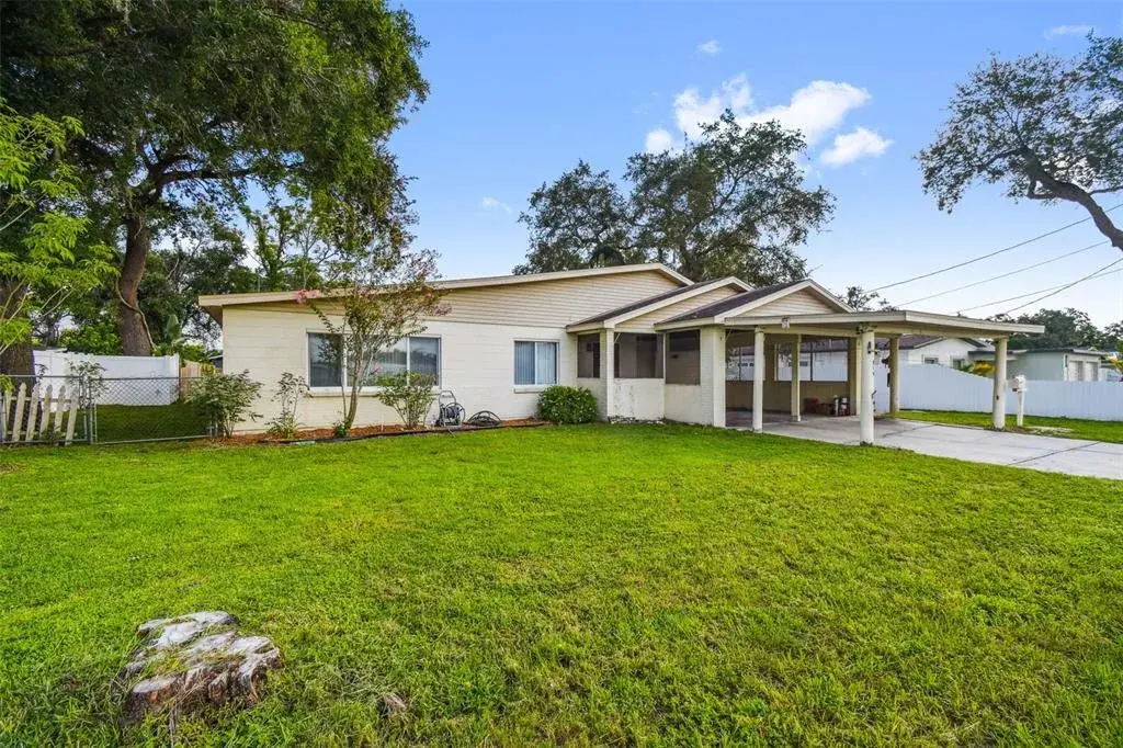819 W Bougainvillea Avenue, Tampa, FL, 33612