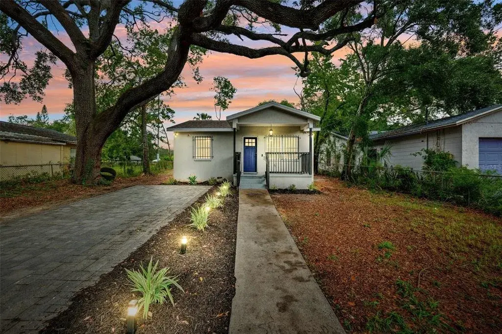 3704 E Grove Street, Tampa, FL, 33610