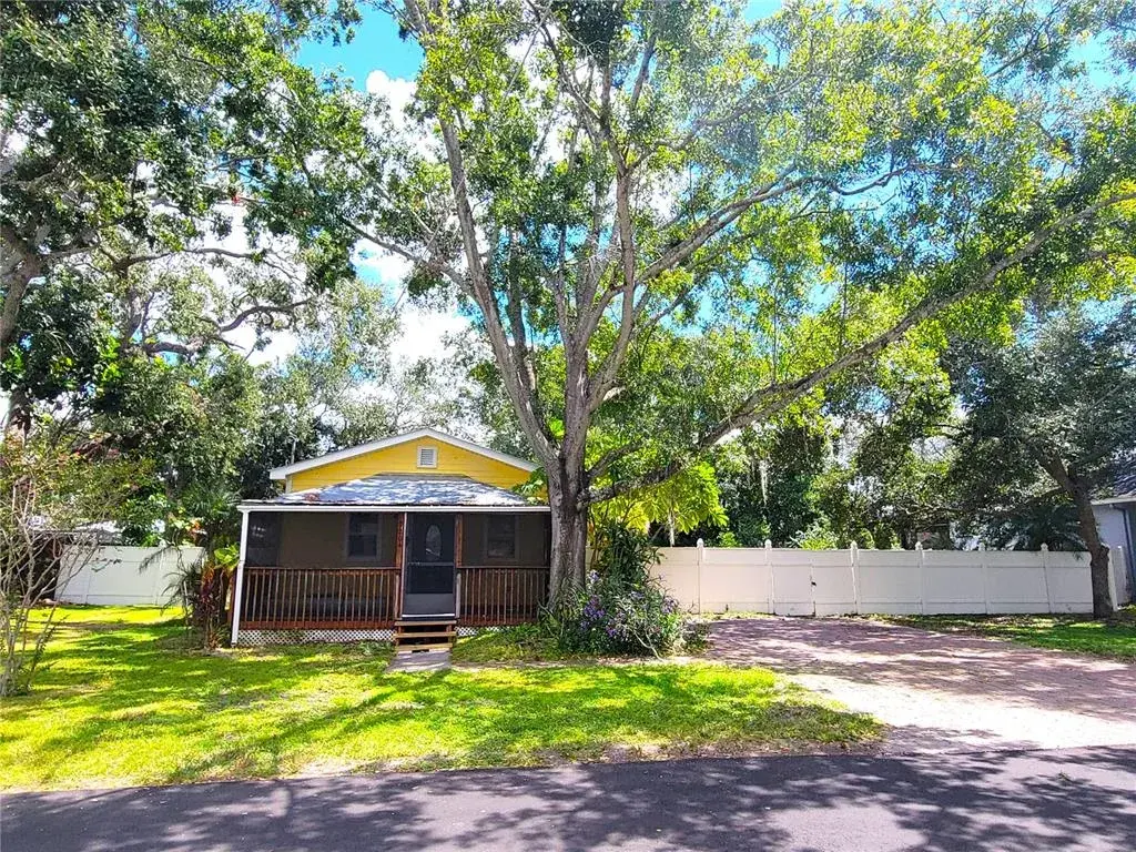 7204 S Desoto Street, Tampa, FL, 33616