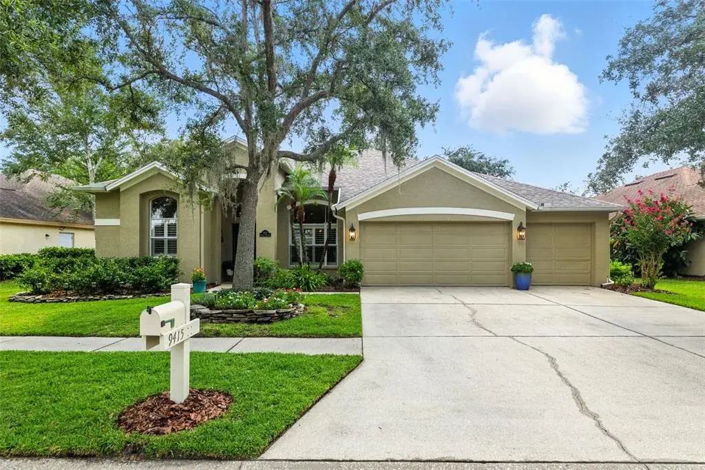 9415 Hunters Pond Drive, Tampa, FL, 33647