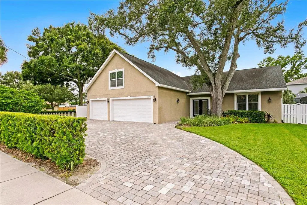 2305 S Church Avenue, Tampa, FL, 33629