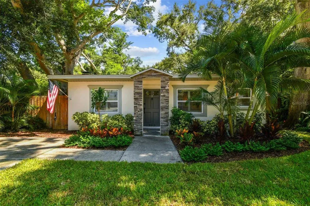 3215 W Villa Rosa Street, Tampa, FL, 33611