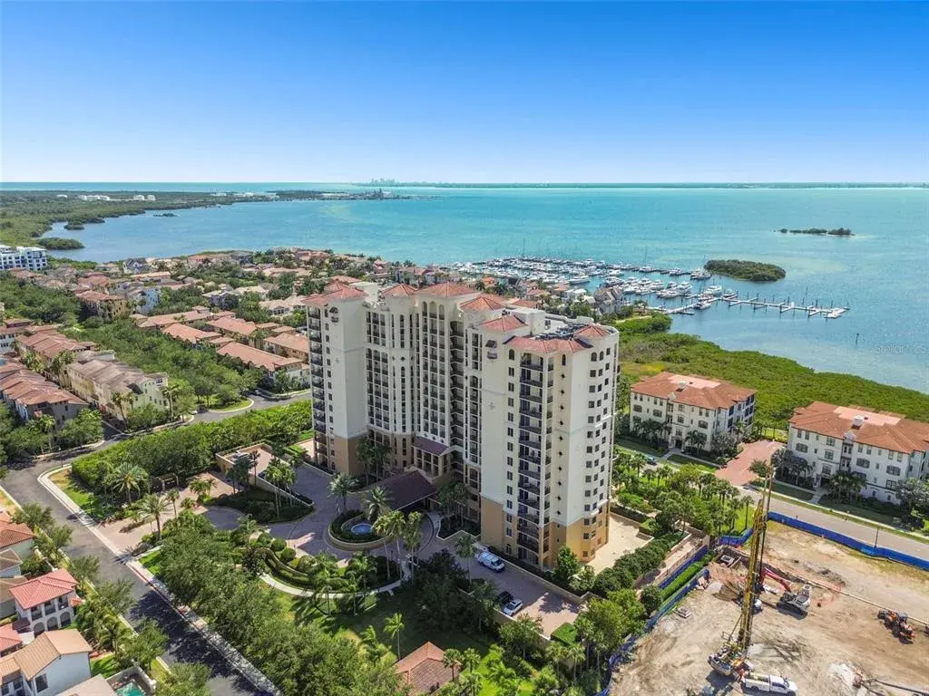 5823 Bowen Daniel Drive Unit 905, Tampa, FL, 33616