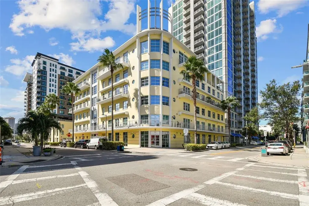 1212 E Whiting Street Unit 405, Tampa, FL, 33602