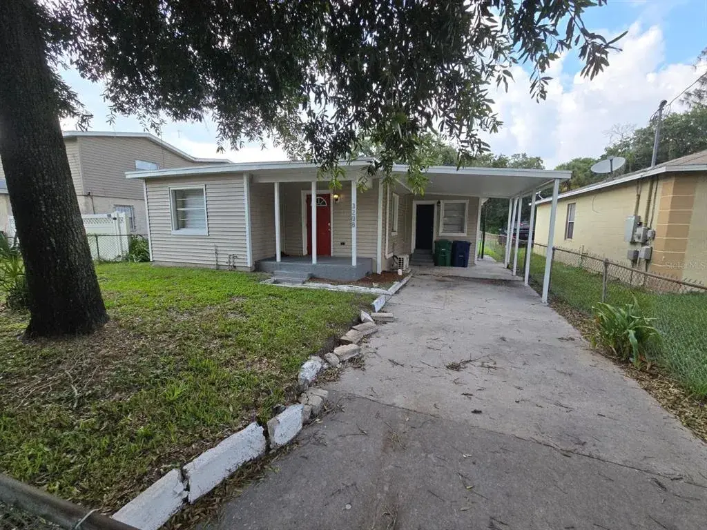 3208 E Powhatan Avenue, Tampa, FL, 33610
