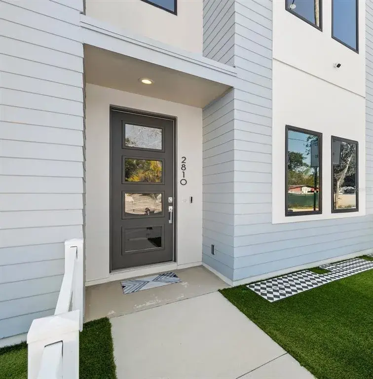 2810 N Florida Avenue, Tampa, FL, 33602