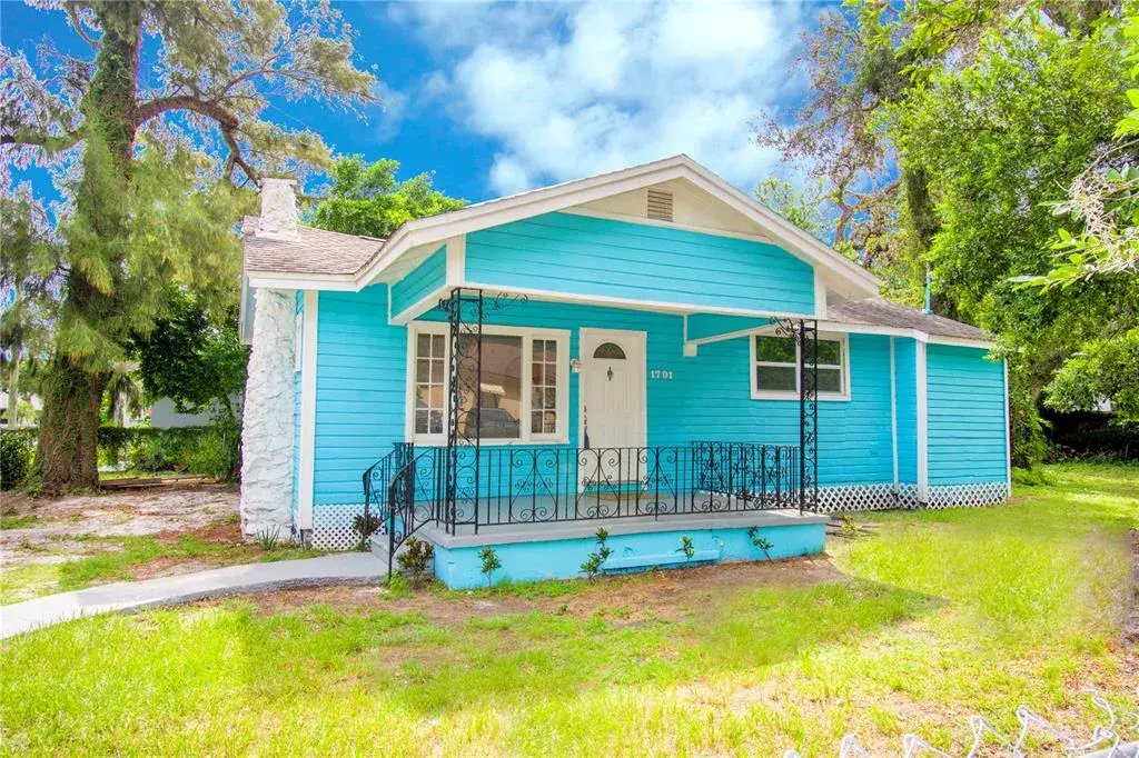 1701 E New Orleans Avenue, Tampa, FL, 33610
