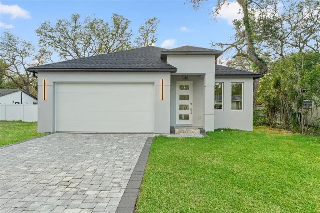 8906 N Otis Avenue, Tampa, FL, 33604