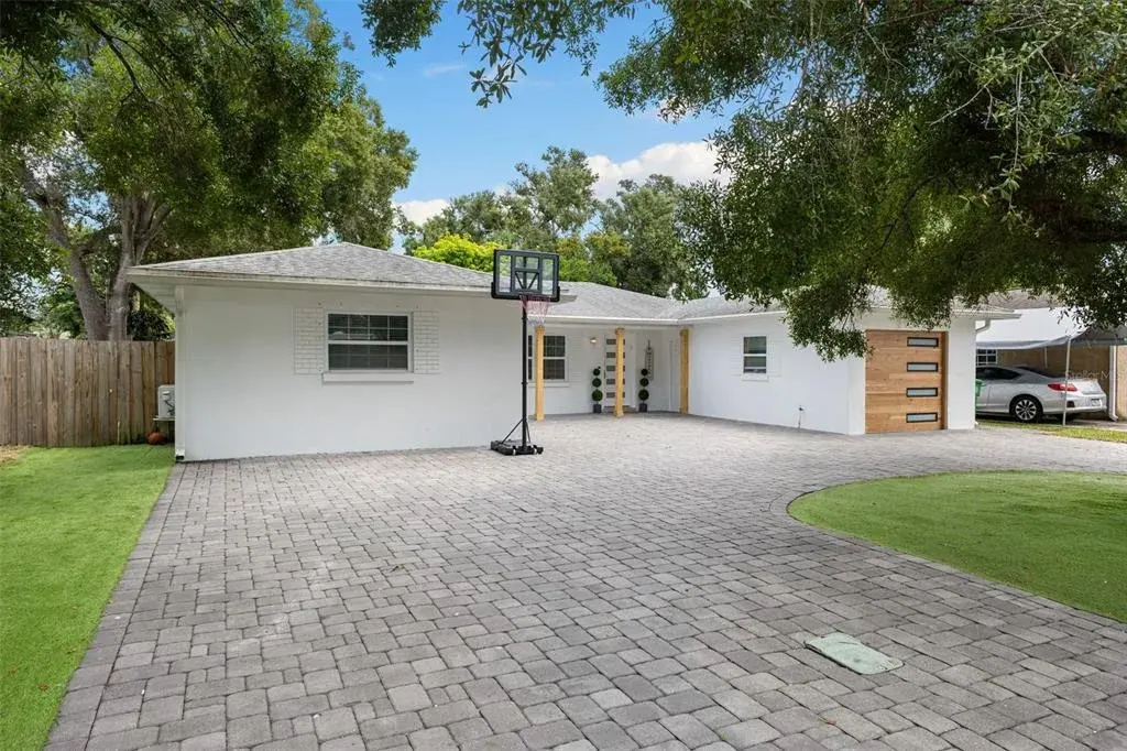 2404 S Hale Avenue, Tampa, FL, 33629