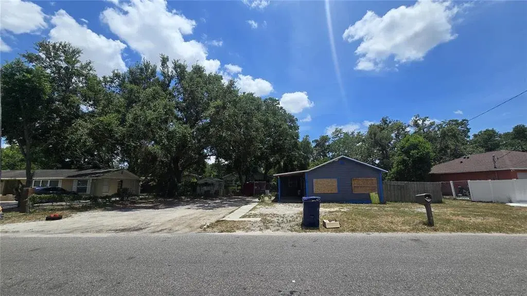 4207 E Henry Avenue, Tampa, FL, 33610
