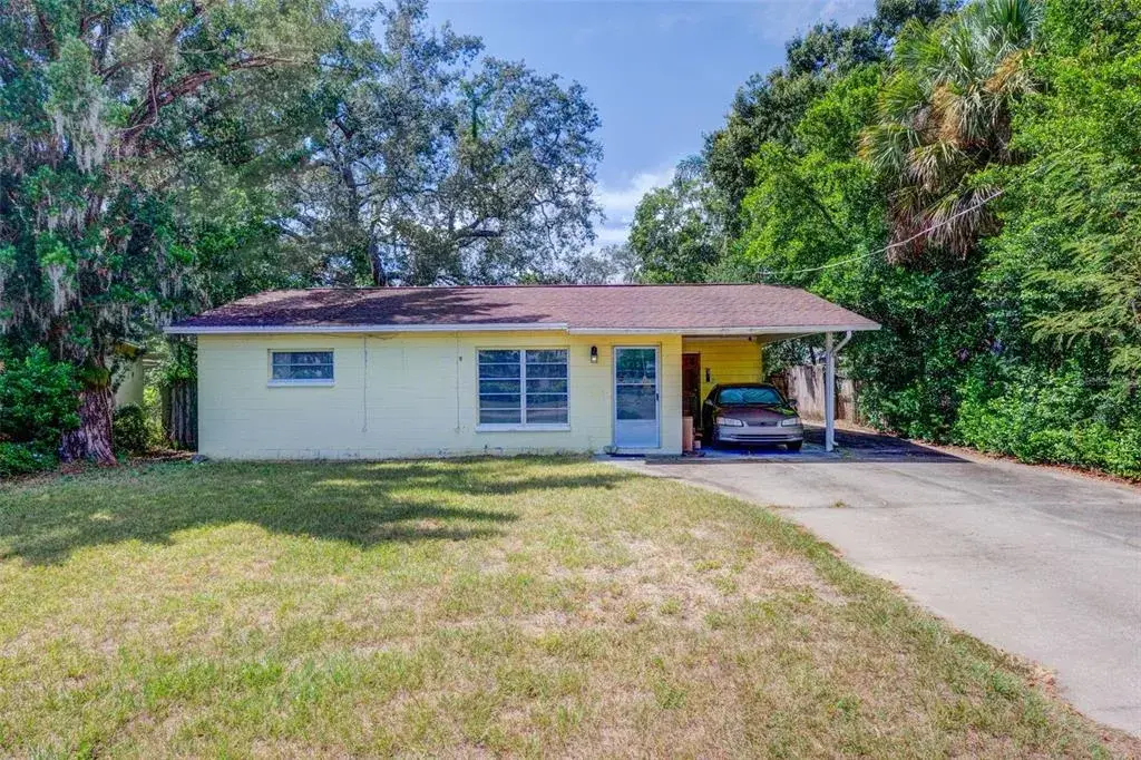 9324 N Tampa Street, Tampa, FL, 33612