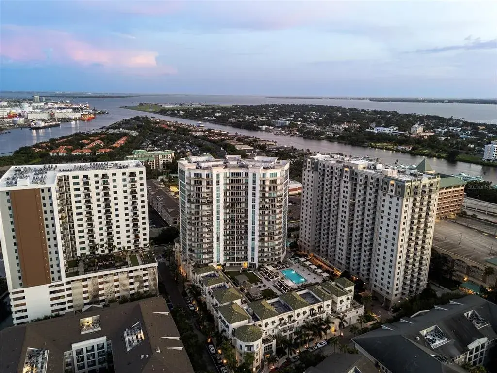 450 Knights Run Avenue Unit 704, Tampa, FL, 33602