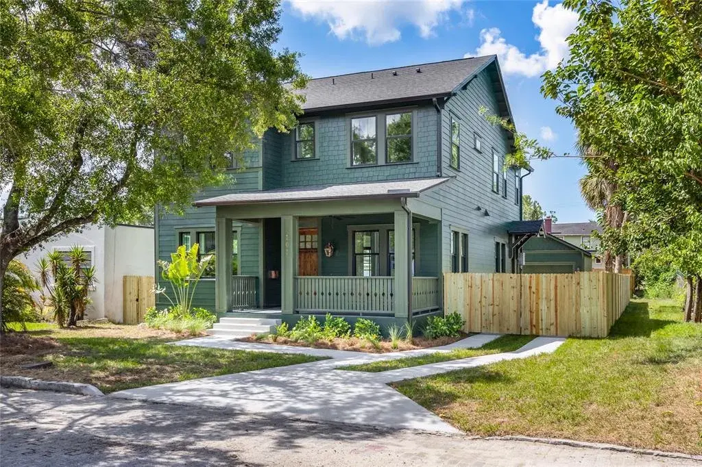 101 E Lambright Street, Tampa, FL, 33604