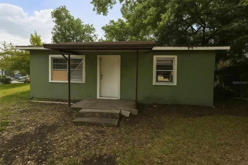 10102 N 21st Street, Tampa, FL, 33612