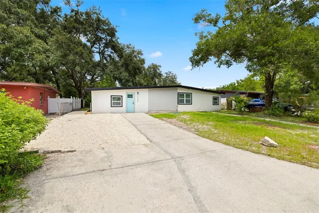 3008 E Elm Street, Tampa, FL, 33610