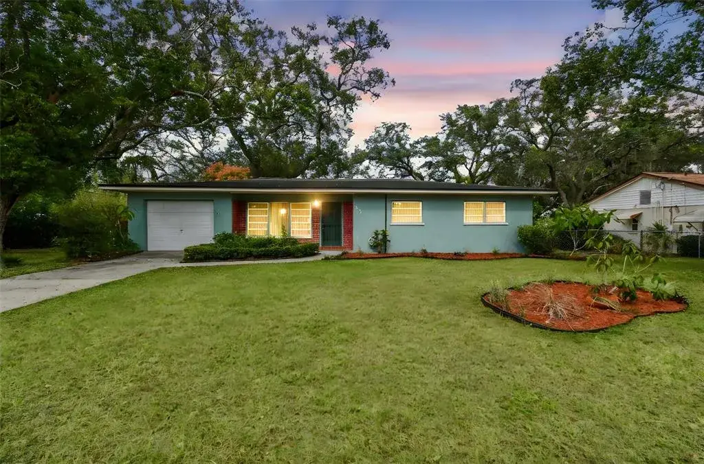 1411 W Meadowbrook Avenue, Tampa, FL, 33612