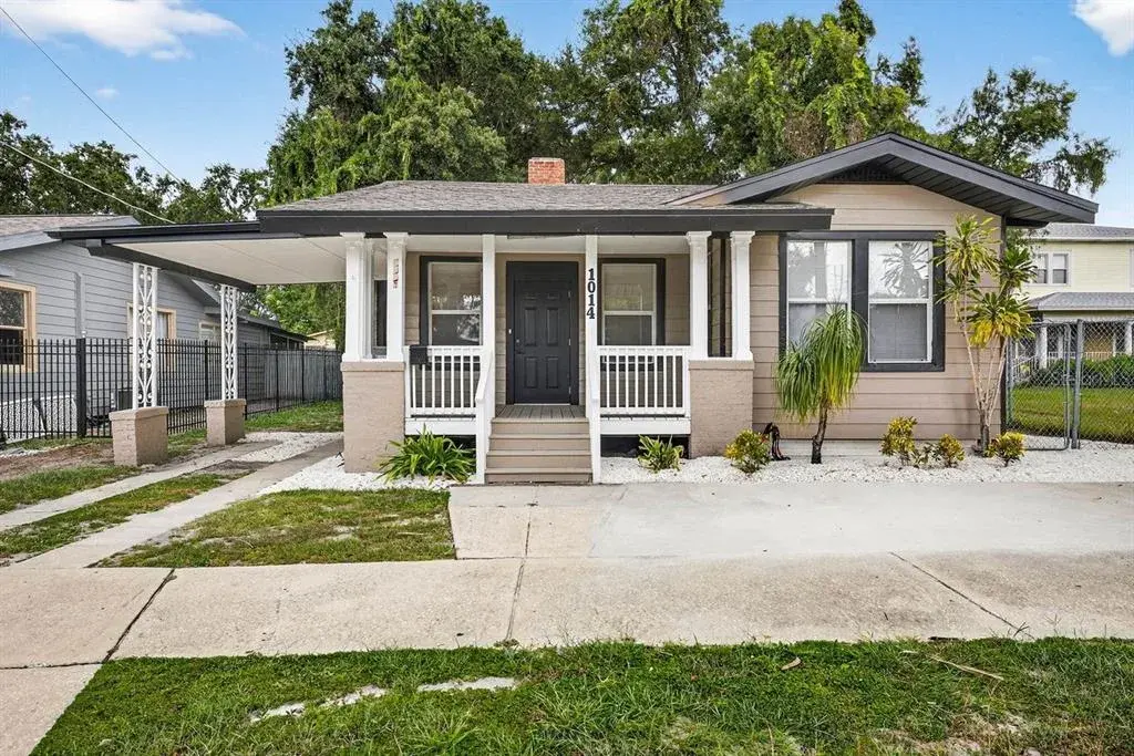 1014 E Lake Avenue, Tampa, FL, 33605