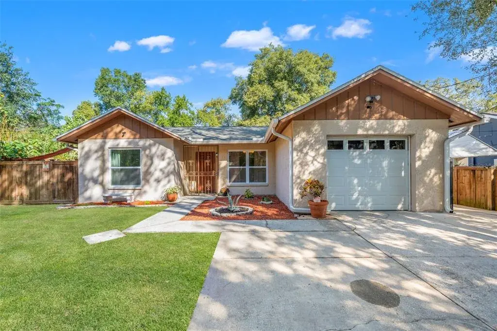1025 W Rambla Street, Tampa, FL, 33612
