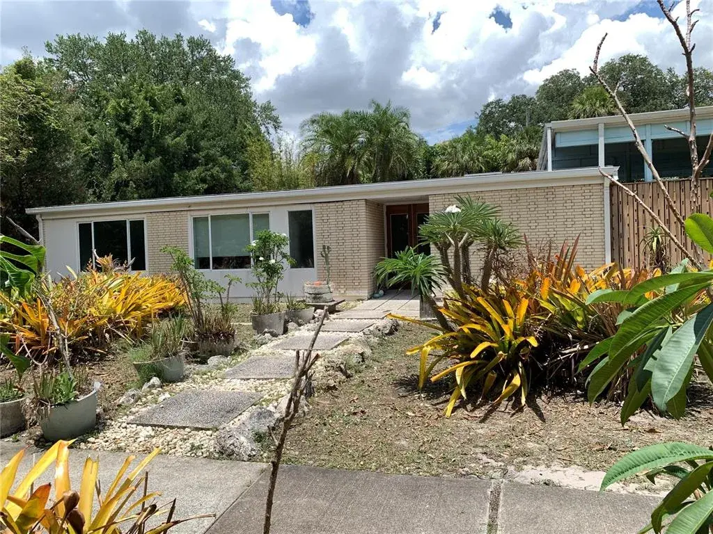 3301 W Corona Street, Tampa, FL, 33629