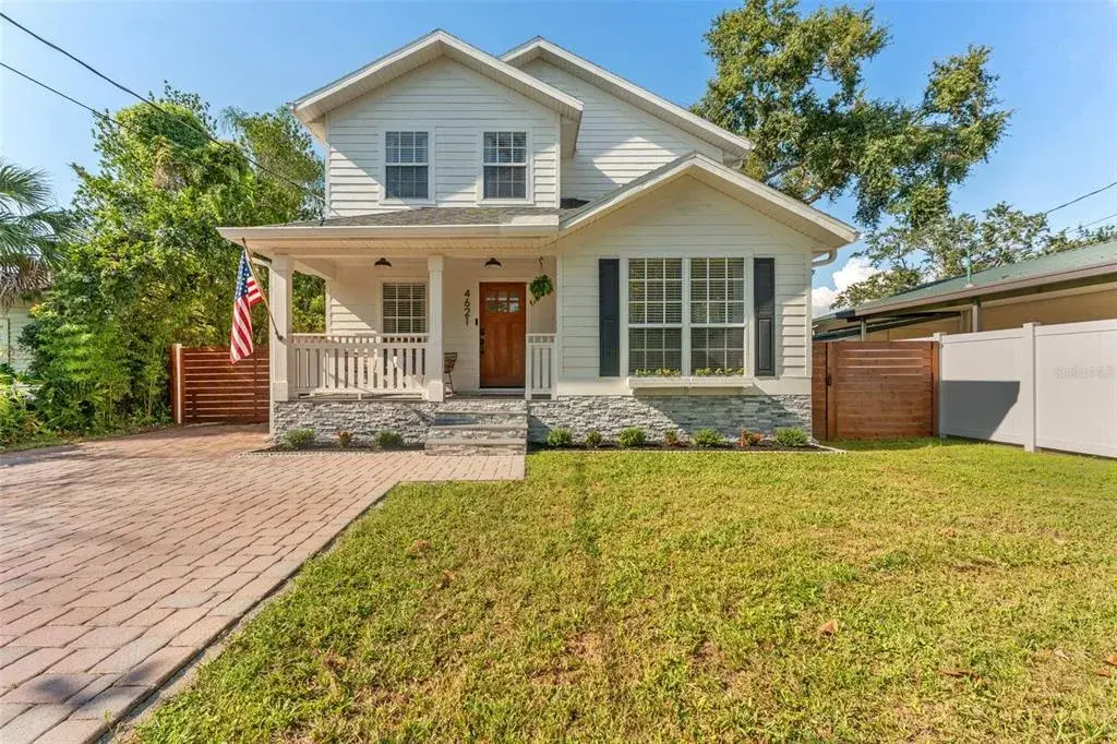 4621 W Pearl Avenue, Tampa, FL, 33611