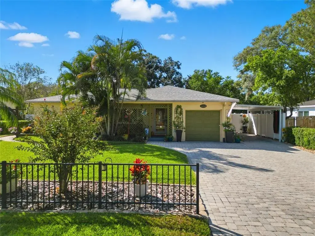 10310 N Oakleaf Avenue, Tampa, FL, 33612