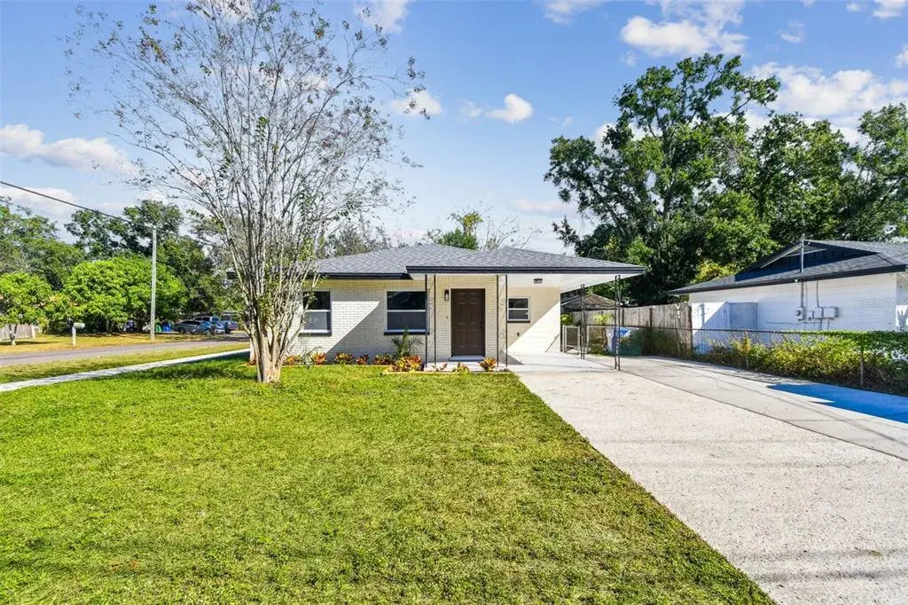 8325 N Orangeview Avenue, Tampa, FL, 33617