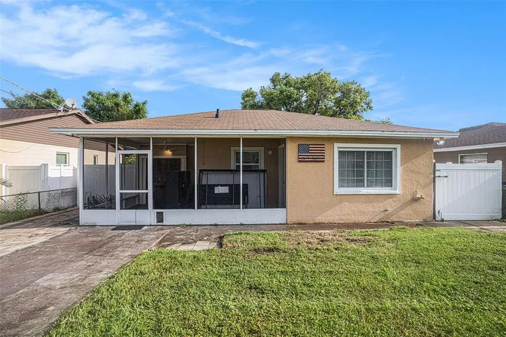 3915 W Gray Street, Tampa, FL, 33609