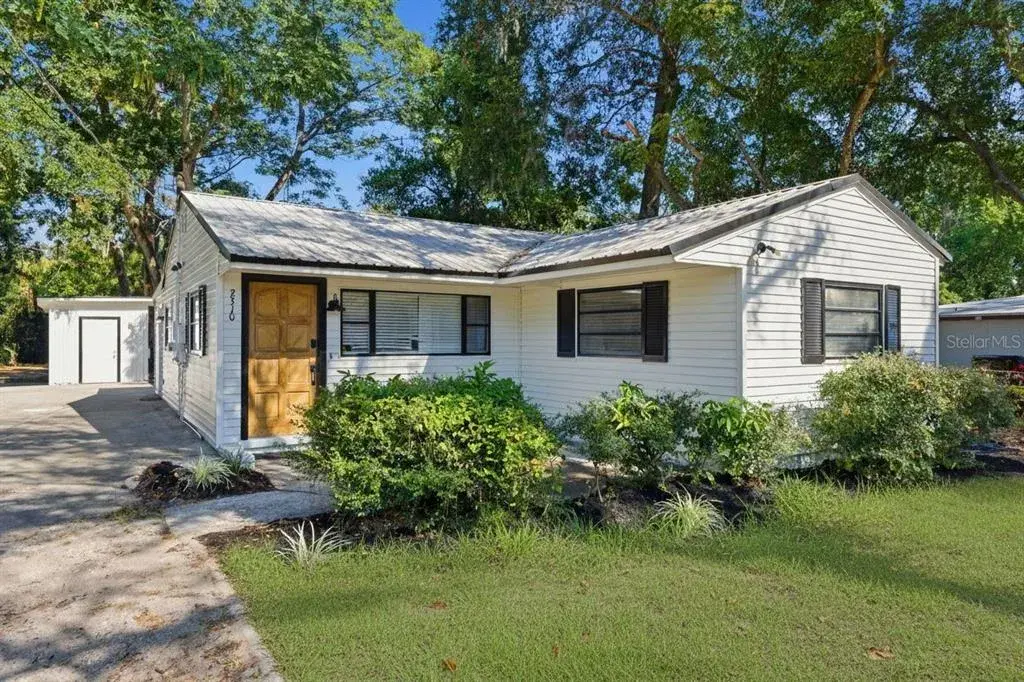 2310 E Minnehaha Street, Tampa, FL, 33610