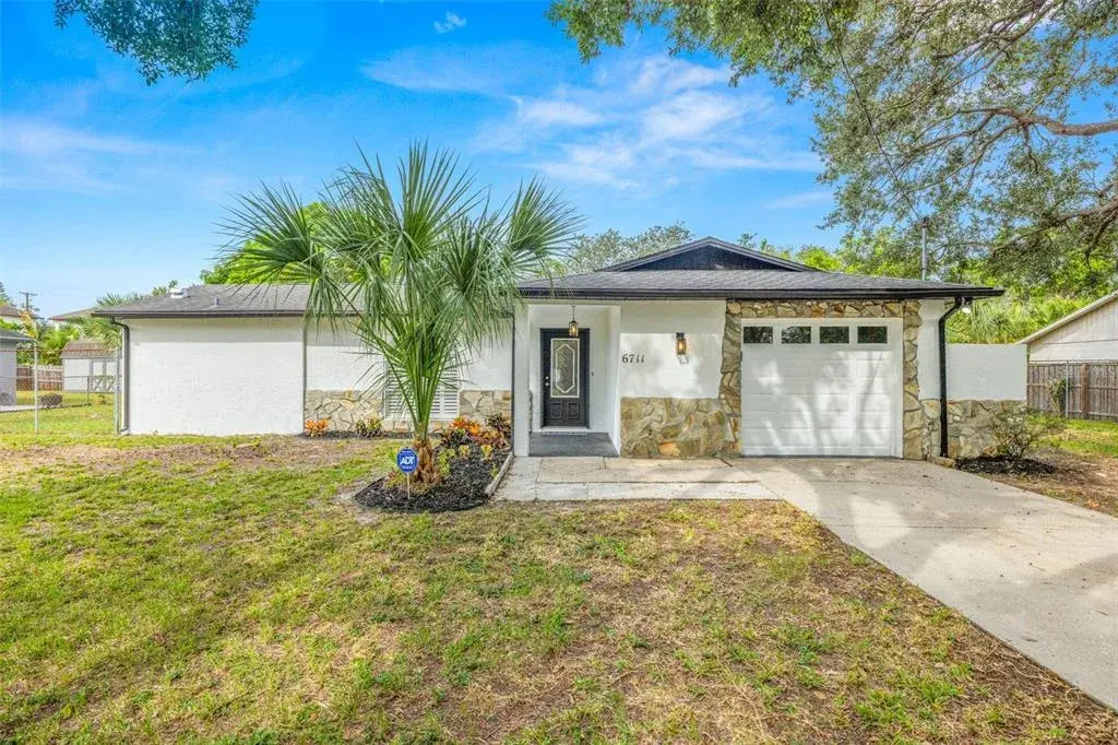 6711 S Englewood Avenue, Tampa, FL, 33611