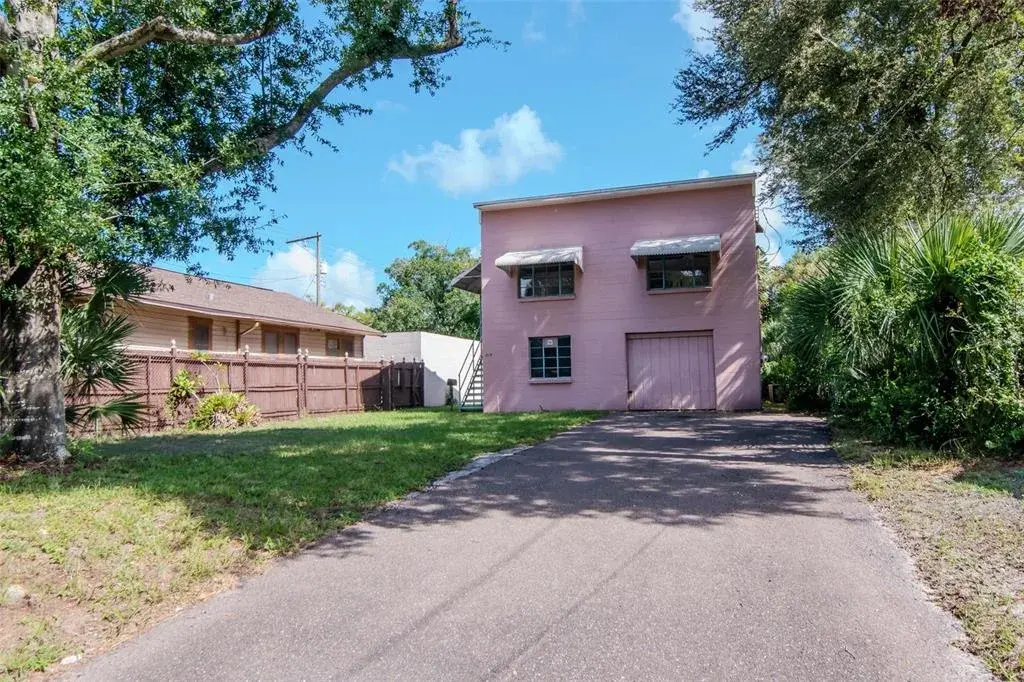 215 W Violet Street, Tampa, FL, 33603