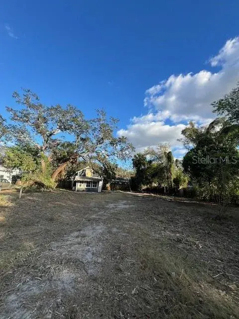 8211 N 14th Street, Tampa, FL, 33604