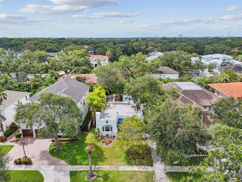 4616 W Lamb Avenue, Tampa, FL, 33629