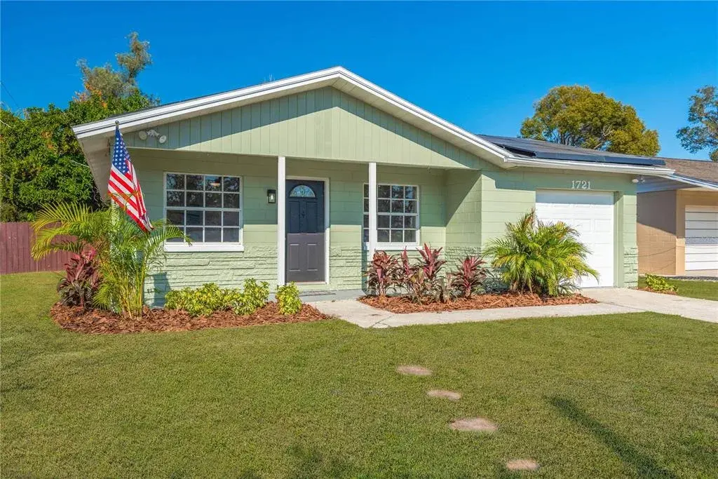 1721 W Humphrey Street, Tampa, FL, 33604