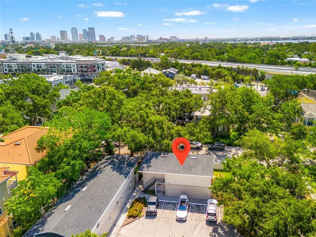 Prime South Tampa location near Bayshore