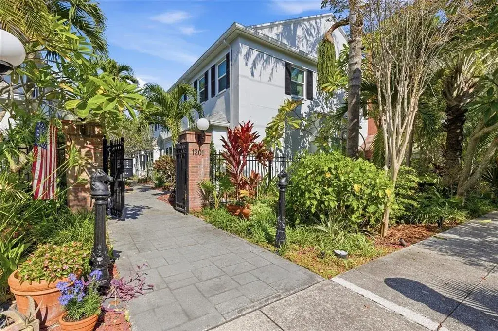 Gated Front Entry 1201 Horatio - Park Place Condominiums