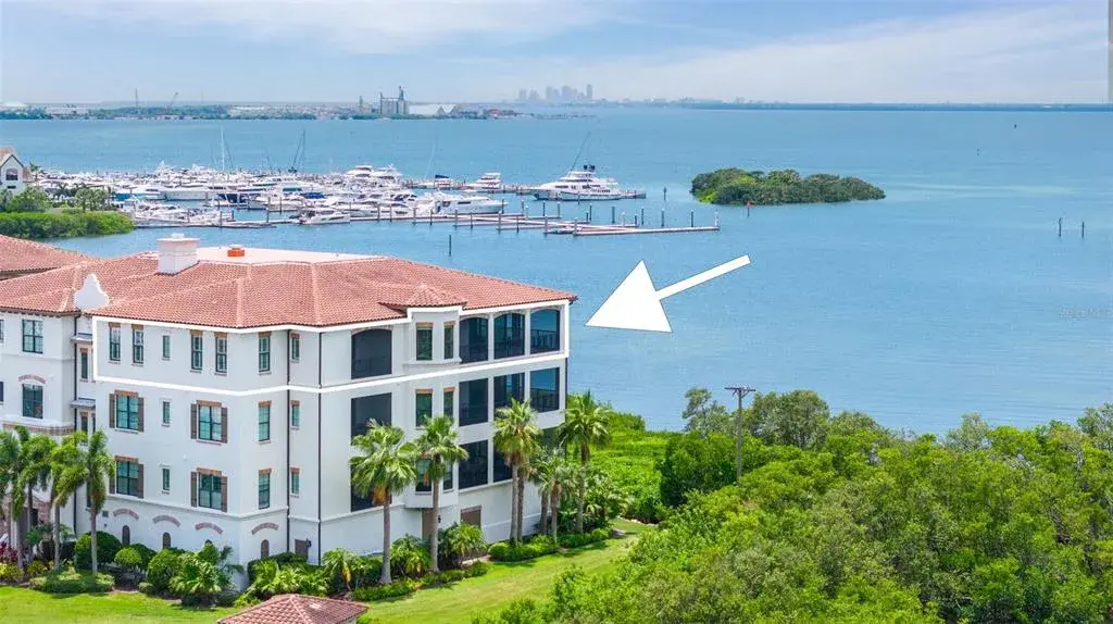 5703 Yeats Manor Drive Unit 401, Tampa, FL, 33616