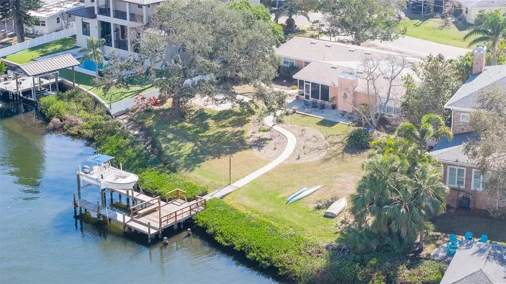 4907 W Spring Lake Drive, Tampa, FL, 33629