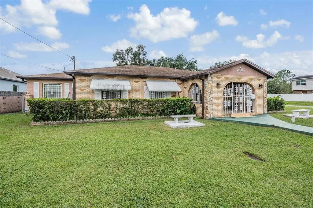 2520 W St Conrad Street, Tampa, FL, 33607