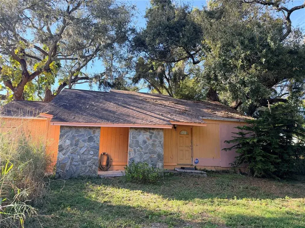 8200 N 22nd Street, Tampa, FL, 33604