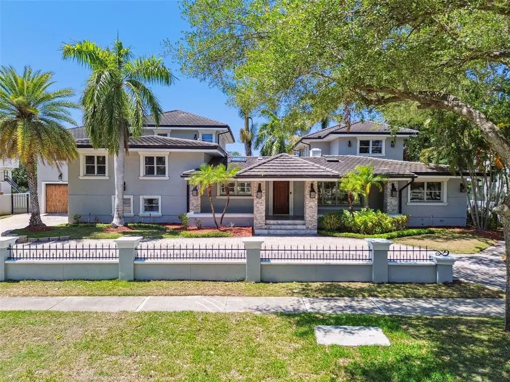 405 S Shore Crest Drive, Tampa, FL, 33609