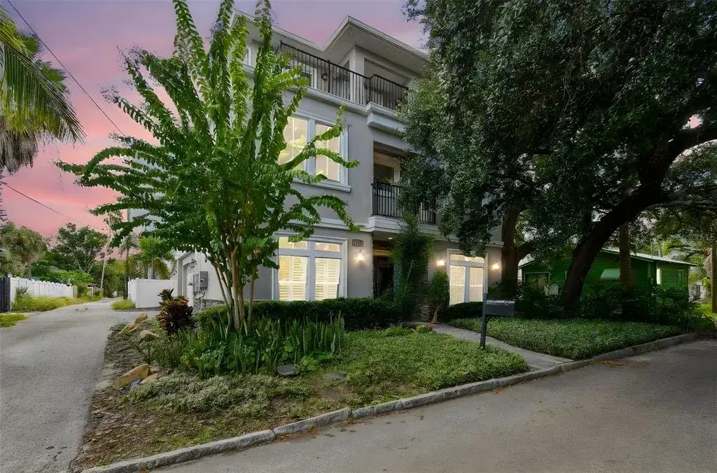 1408 W Azeele Street, Tampa, FL, 33606