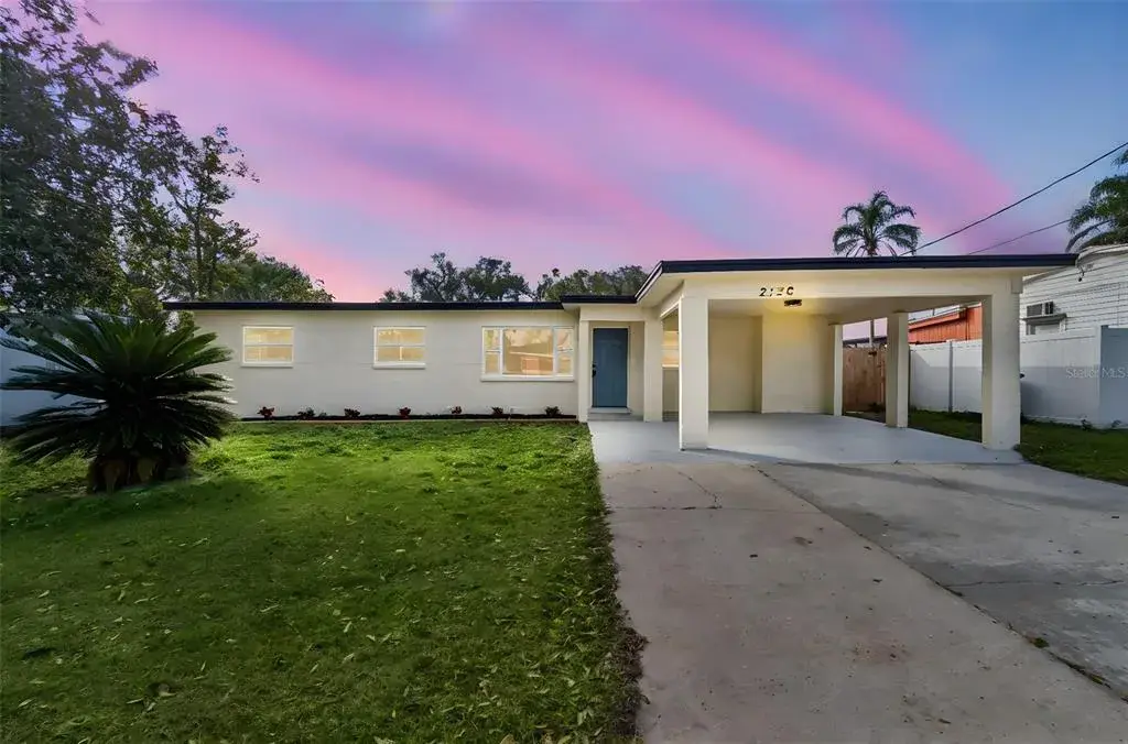 2136 W Minnehaha Street, Tampa, FL, 33604